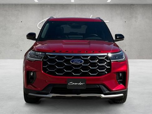 Used 2025 Ford Explorer Platinum image 18