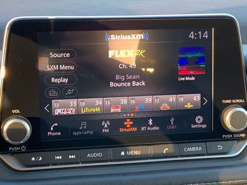 Used 2023 Nissan Rogue SV image 21