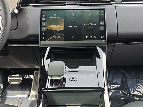 New 2025 Land Rover Range Rover Sport Autobiography AWD/4WD image 20