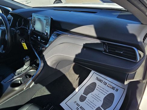 Used 2023 Toyota Camry SE image 27