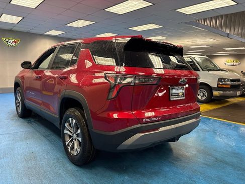New 2026 Chevrolet Equinox LT FWD image 9