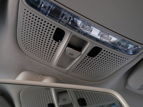 Used 2018 Mercedes-Benz GLC 300 image 44