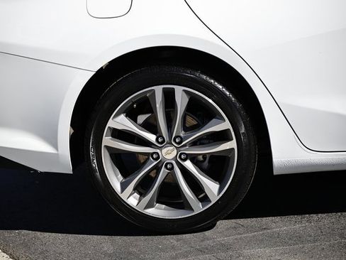 Used 2024 Chevrolet Malibu LT image 11