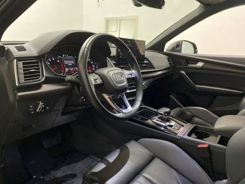 Used 2023 Audi Q5 2.0T Premium image 16