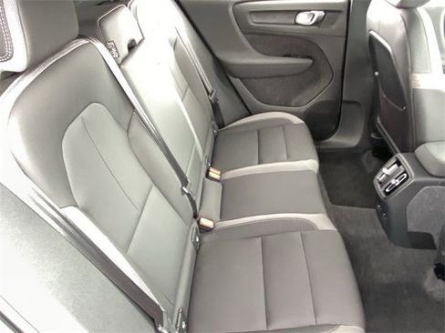 Used 2024 Volvo XC40 Recharge Core w/ Protection Package Premier image 15
