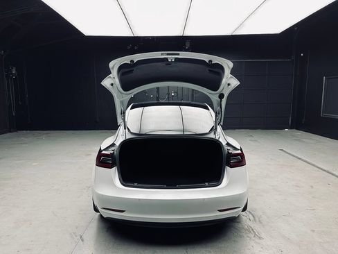 Used 2018 Tesla Model 3 Long Range RWD image 41