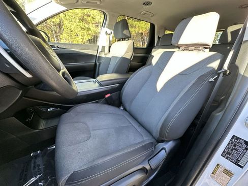 Used 2023 Hyundai Palisade SE w/ Cargo Package image 13