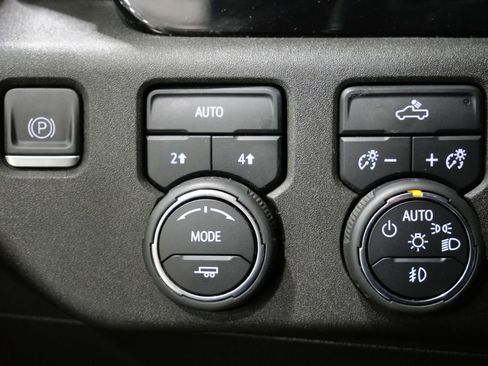 Used 2023 Chevrolet Silverado 1500 RST image 13