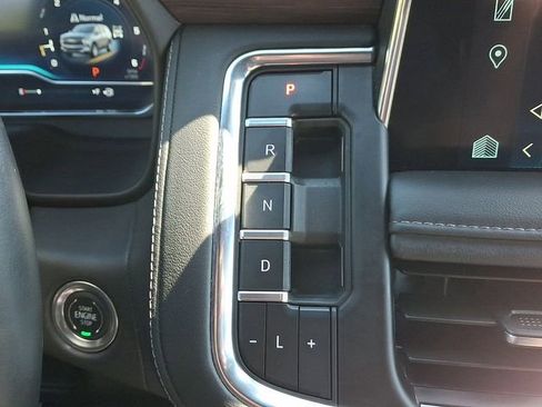 Used 2024 Chevrolet Tahoe LT AWD/4WD image 14