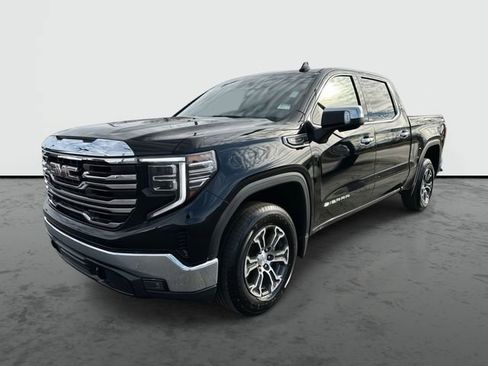 Used 2025 GMC Sierra 1500 SLT image 1