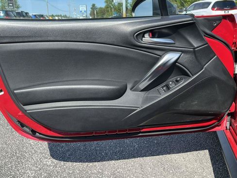 Used 2019 FIAT 124 Spider Abarth w/ Convenience Group RWD image 18