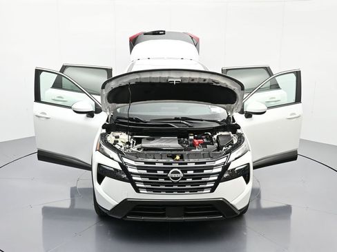 Certified 2024 Nissan Rogue SV image 46