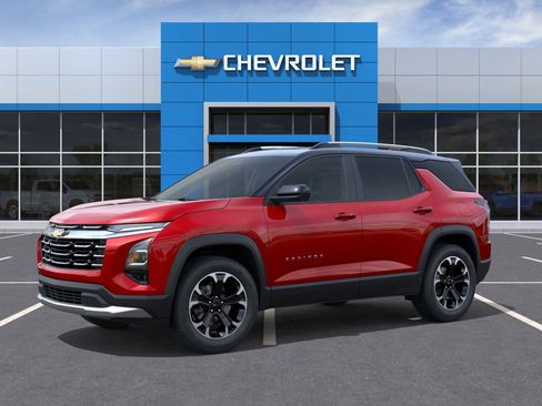 New 2026 Chevrolet Equinox LT image 2