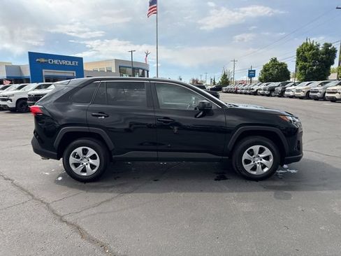 Used 2025 Toyota RAV4 LE AWD/4WD image 8