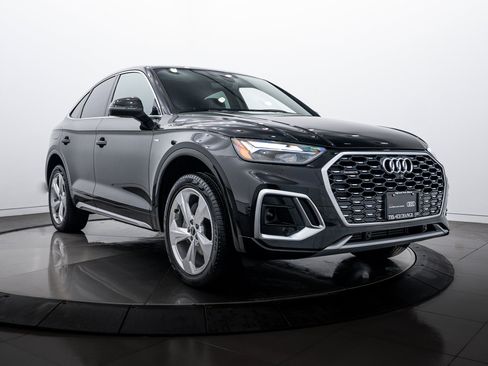 Certified 2025 Audi Q5 2.0T Premium image 2