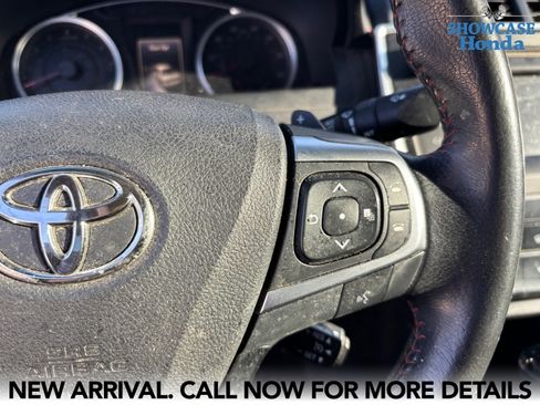 Used 2015 Toyota Camry SE image 15