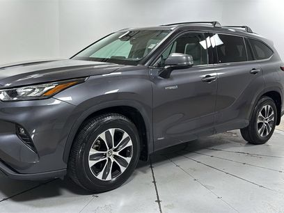 Used 2020 Toyota Highlander XLE