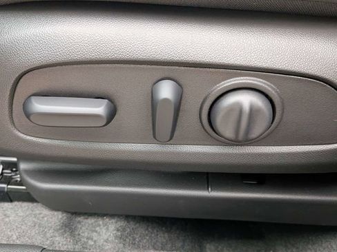 New 2026 Buick Envista Sport Touring FWD image 17
