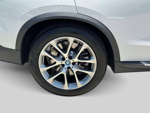 Certified 2024 BMW X5 xDrive50e AWD/4WD image 9