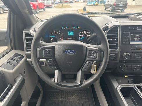 Used 2016 Ford F150 XLT image 21