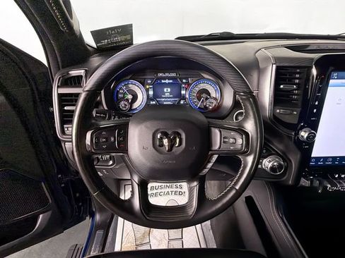 Used 2022 RAM 1500 Limited w/ Body-Colour Bumper Group AWD/4WD image 11