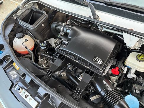 Used 2020 Mercedes-Benz Sprinter 3500 image 17