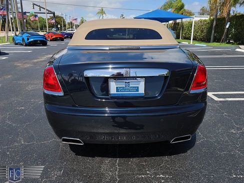 Used 2016 Rolls-Royce Dawn RWD image 9