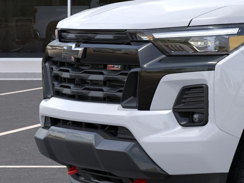 New 2026 Chevrolet Colorado Z71 w/ Technology Package AWD/4WD image 13