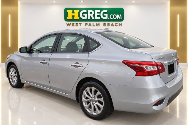Used 2019 Nissan Sentra SV FWD image 2