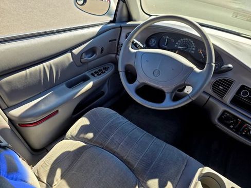 Used 2001 Buick Century Custom w/ Premium Pkg FWD image 25