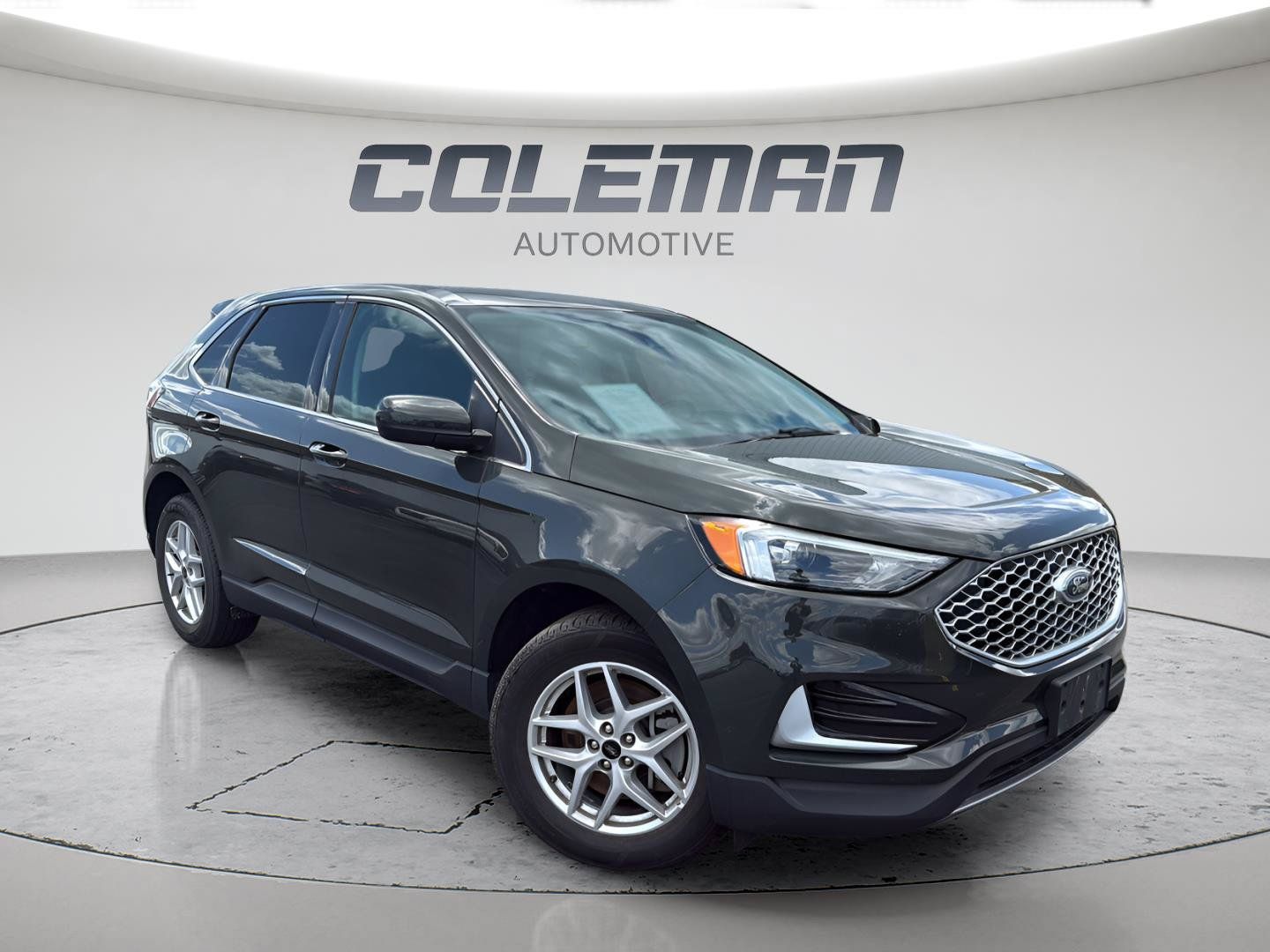 Used 2024 Ford Edge SEL AWD/4WD image 7