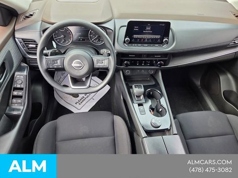 Used 2023 Nissan Rogue S AWD/4WD image 9
