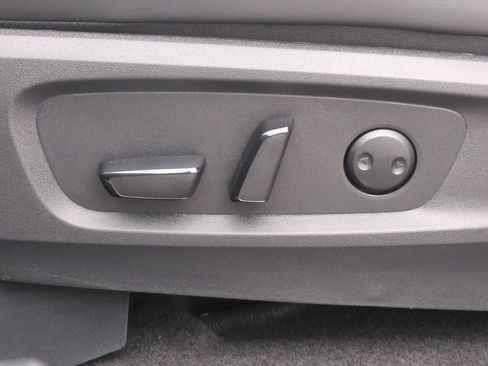 New 2026 Nissan Pathfinder Platinum w/ Accent Package AWD/4WD image 16