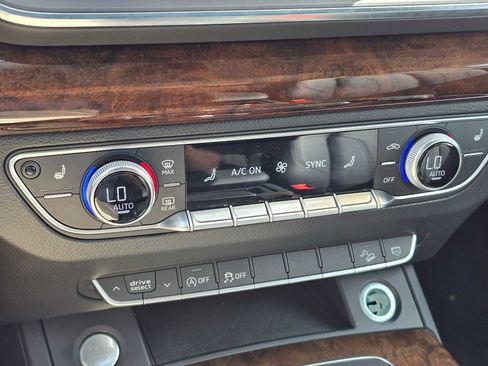 Used 2018 Audi Q5 2.0T Premium image 33