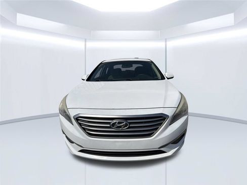 Used 2015 Hyundai Sonata SE w/ Option Group 02 FWD image 5