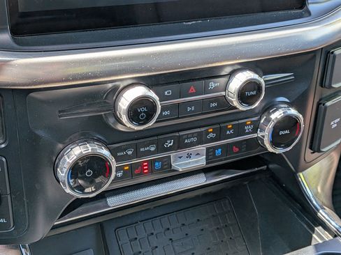 Certified 2025 Ford F150 King Ranch w/ FX4 Off-Road Package AWD/4WD image 25