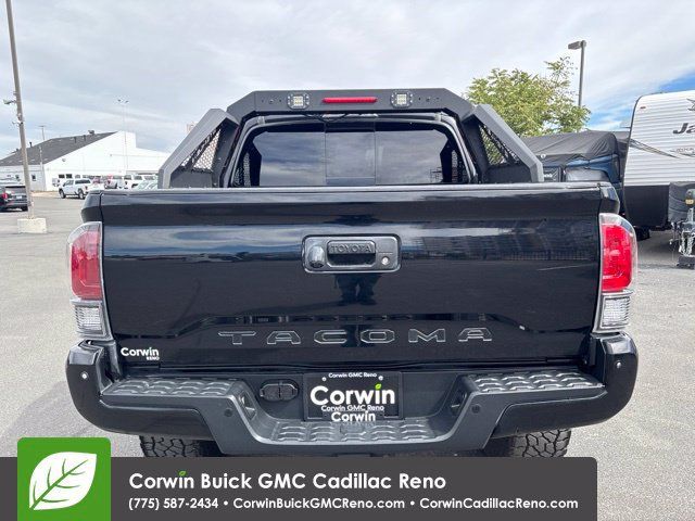 Used 2019 Toyota Tacoma TRD Pro AWD/4WD image 5