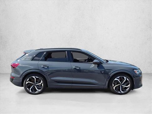 Certified 2024 Audi Q8 e-tron Premium Plus AWD/4WD image 4