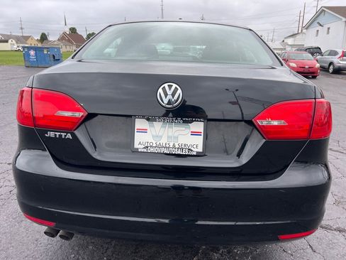 Used 2011 Volkswagen Jetta Sedan image 6