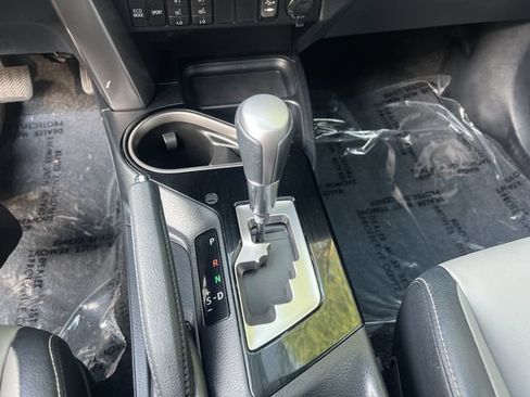 Used 2016 Toyota RAV4 Limited AWD/4WD image 16