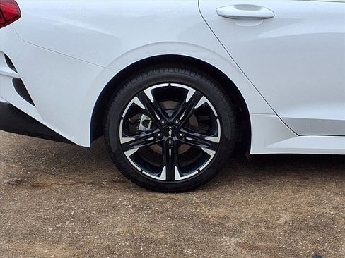 Used 2023 Kia K5 GT-Line image 30