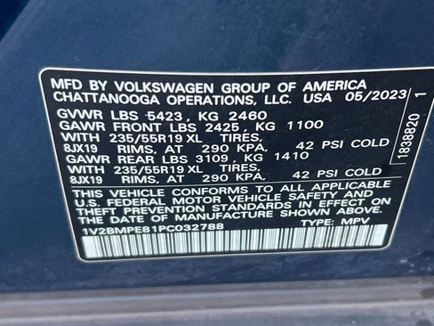 Used 2023 Volkswagen ID.4 2WD image 29