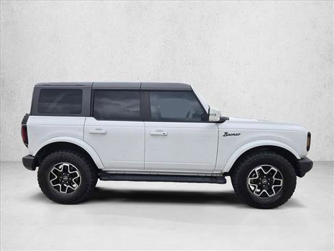 Used 2023 Ford Bronco Outer Banks AWD/4WD image 4