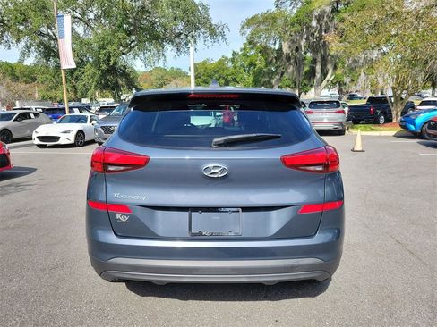 Certified 2021 Hyundai Tucson SE image 10
