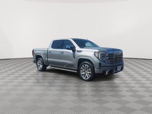 Certified 2025 GMC Sierra 1500 Denali w/ Denali Reserve Package AWD/4WD image 2