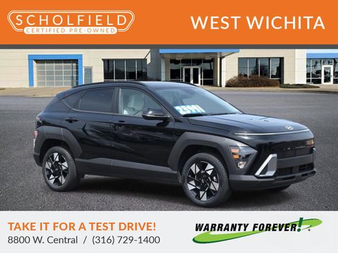 Used 2025 Hyundai Kona SEL AWD/4WD image 1