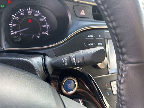 Used 2015 Toyota Avalon XLE Touring image 32