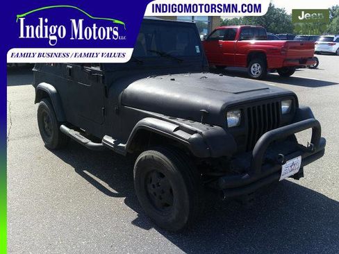 Used 1995 Jeep Wrangler S image 8