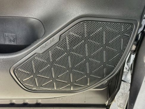 Used 2025 Toyota RAV4 LE FWD image 21