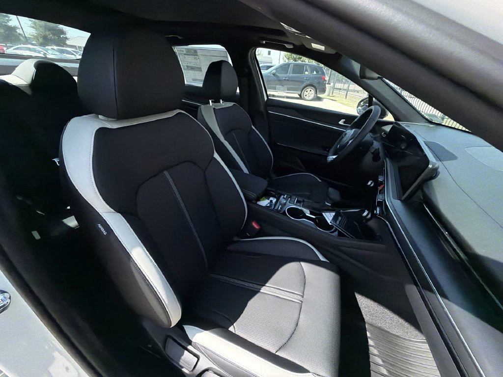 New 2026 Kia K5 GT-Line w/ GT-Line Premium Package FWD image 27
